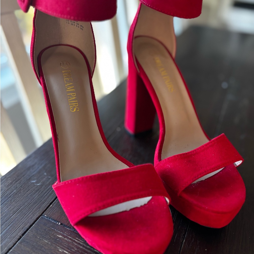 Dream Pairs Red High Heel Sandals 7.5 Suede